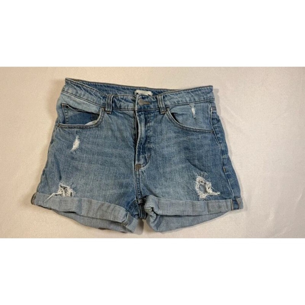 H&M Womens Size 6 Denim Shorts Distressed Cuffed Hem Medium Wash Casual Summer